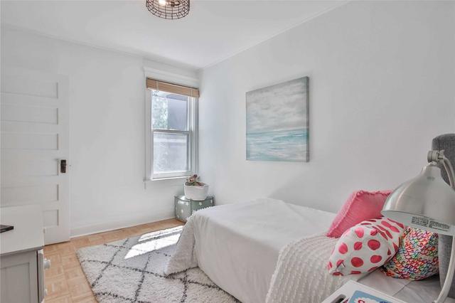 MAIN - 3 Baird Ave, House semidetached with 3 bedrooms, 2 bathrooms and 1 parking in Toronto ON | Image 2