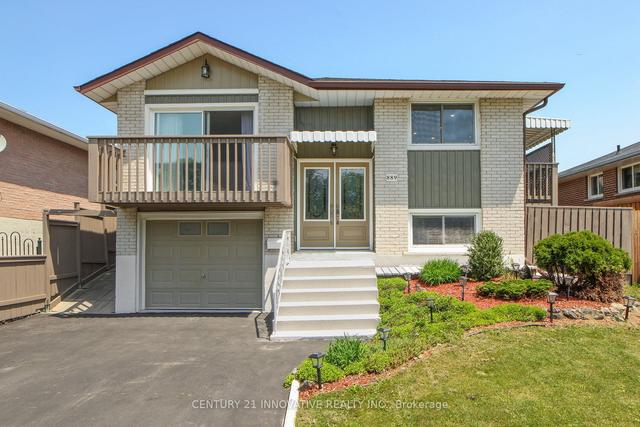 889 Carnaby Cres, House detached with 3 bedrooms, 3 bathrooms and 5 parking in Oshawa ON | Image 1
