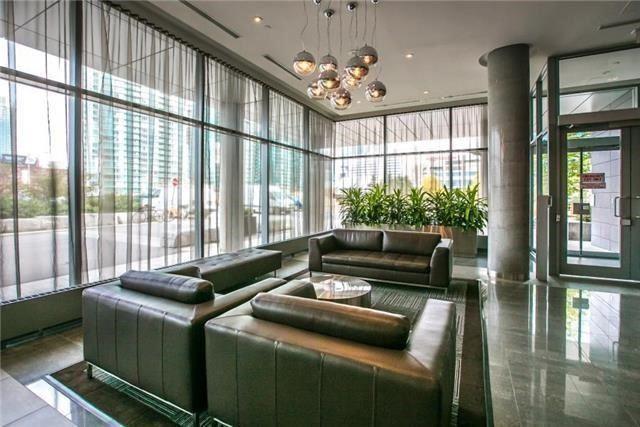 PH1910 - 4K Spadina Ave, Condo with 2 bedrooms, 2 bathrooms and 1 parking in Toronto ON | Image 7