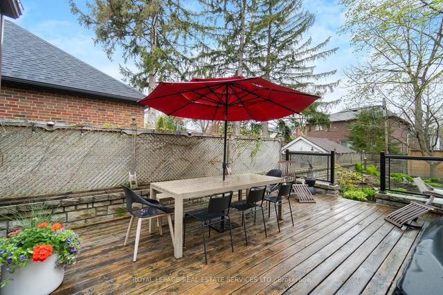 909 Royal York Rd, House detached with 3 bedrooms, 3 bathrooms and 5 parking in Etobicoke ON | Image 30