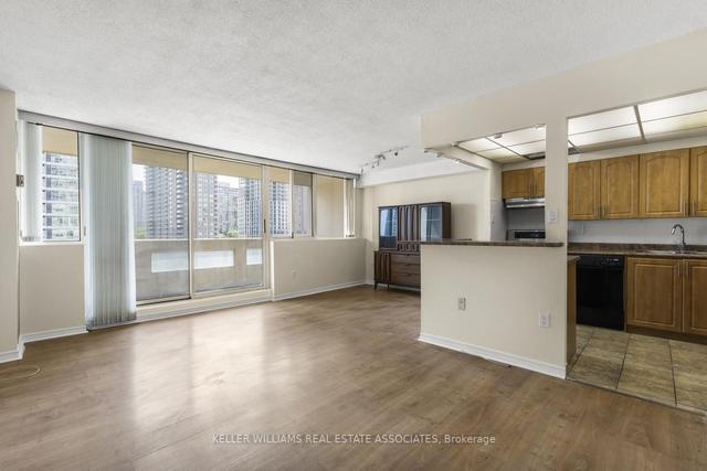 803 - 3590 Kaneff Cres, Condo with 2 bedrooms, 2 bathrooms and 1 parking in Mississauga ON | Image 35