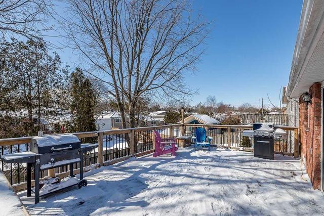 9 Jones Dr, House detached with 2 bedrooms, 2 bathrooms and 4 parking in Barrie ON | Image 18