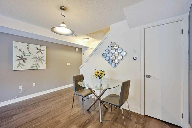 96 - 100 Dufay Rd, Townhouse with 2 bedrooms, 2 bathrooms and 1 parking in Brampton ON | Image 12