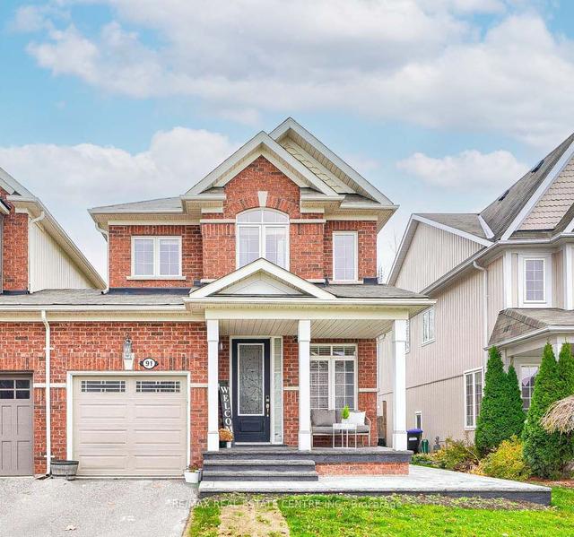 91 Collier Cres, House attached with 3 bedrooms, 4 bathrooms and 3 parking in Essa ON | Image 1