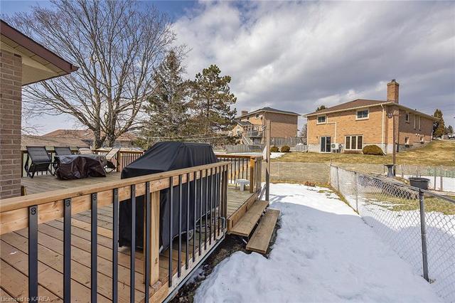886 Woodside Dr, House detached with 3 bedrooms, 2 bathrooms and null parking in Kingston ON | Image 36