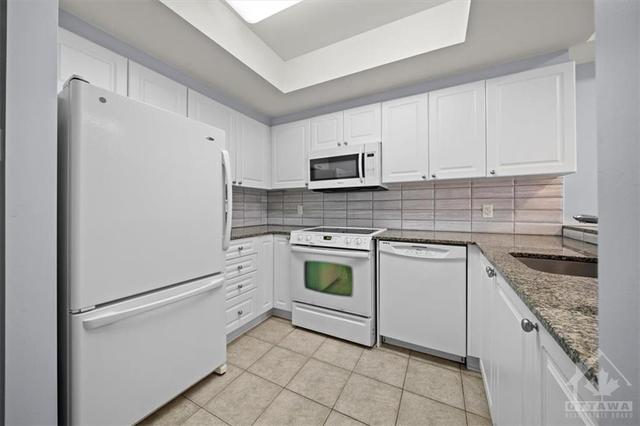 1410 - 200 Rideau St, Condo with 1 bedrooms, 1 bathrooms and null parking in Ottawa ON | Image 10