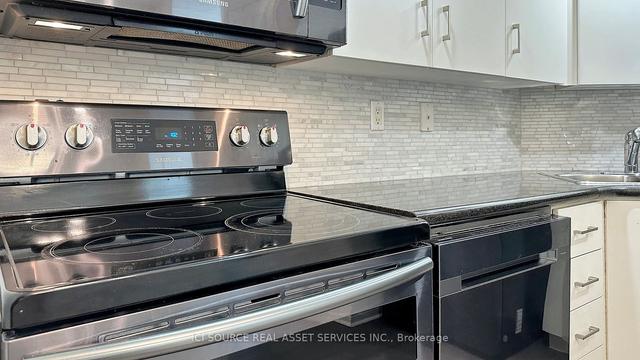 PH21 - 270 Wellington St W, Condo with 1 bedrooms, 1 bathrooms and 1 parking in Toronto ON | Image 21