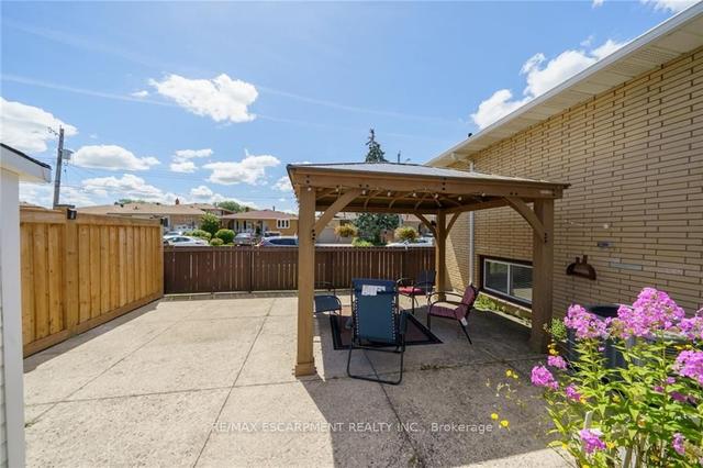 MAIN - 33 Algonquin Crt, House detached with 3 bedrooms, 1 bathrooms and 2 parking in Hamilton ON | Image 27