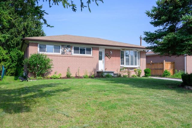 MAIN - 1295 Pinegrove Rd, House detached with 3 bedrooms, 1 bathrooms and 7 parking in Oakville ON | Image 1