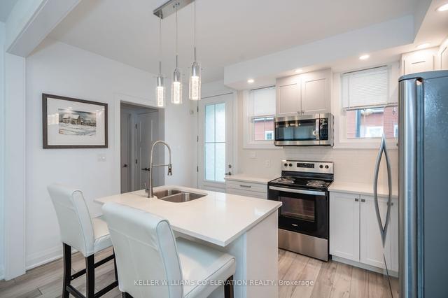 30 Samantha Lane, Condo with 3 bedrooms, 4 bathrooms and 1 parking in Midland ON | Image 7