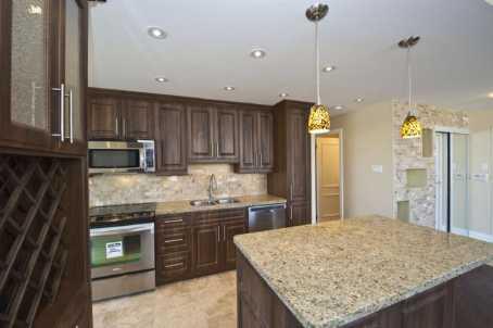 PH15 - 40 Harding Blvd, Condo with 2 bedrooms, 2 bathrooms and 2 parking in Richmond Hill ON | Image 5