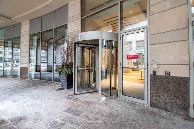 2109 - 2181 Yonge St, Condo with 2 bedrooms, 2 bathrooms and 1 parking in Toronto ON | Image 10