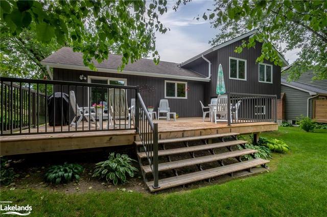 30 Lake Dr, House detached with 4 bedrooms, 3 bathrooms and 6 parking in Huntsville ON | Image 8