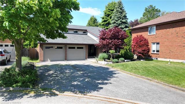 13 Boese Crt, House detached with 4 bedrooms, 3 bathrooms and 6 parking in St. Catharines ON | Image 1