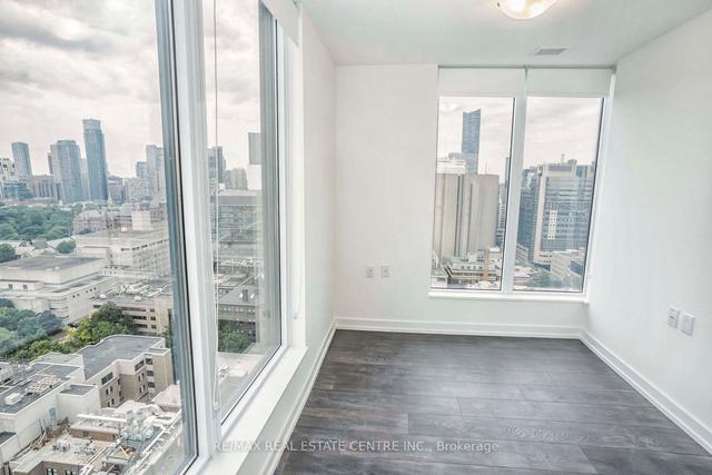 2406 - 203 College St, Condo with 2 bedrooms, 2 bathrooms and 0 parking in Toronto ON | Image 17
