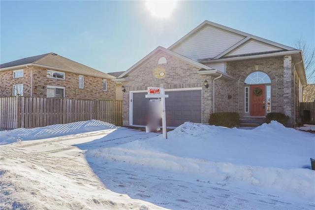803 Wild Rose Lane, House detached with 4 bedrooms, 2 bathrooms and 4 parking in London ON | Image 2