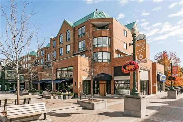 PH-15 - 221 Robinson St, Condo with 2 bedrooms, 3 bathrooms and 2 parking in Oakville ON | Image 1