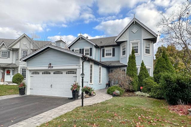 909 Kingsley Crt, House detached with 4 bedrooms, 4 bathrooms and 4 parking in Oshawa ON | Image 1