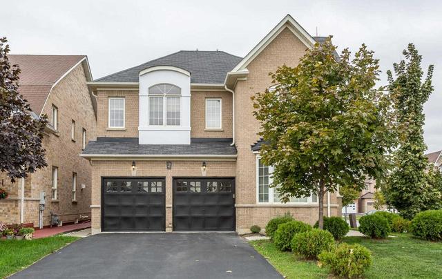 2 Fairservice Dr, House detached with 4 bedrooms, 5 bathrooms and 4 parking in Brampton ON | Image 2