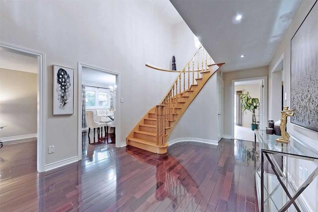 80 Long Island Cres, House detached with 4 bedrooms, 3 bathrooms and 6 parking in Unionville ON | Image 19