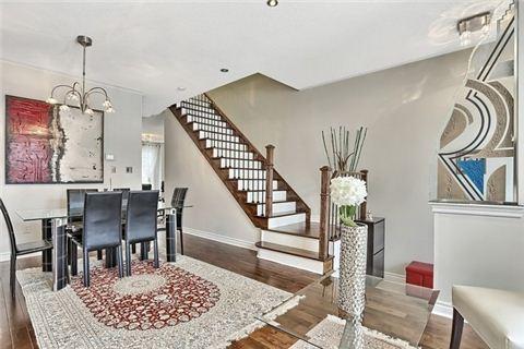 9 Krisbury Ave, House attached with 3 bedrooms, 4 bathrooms and 4 parking in Vaughan ON | Image 3