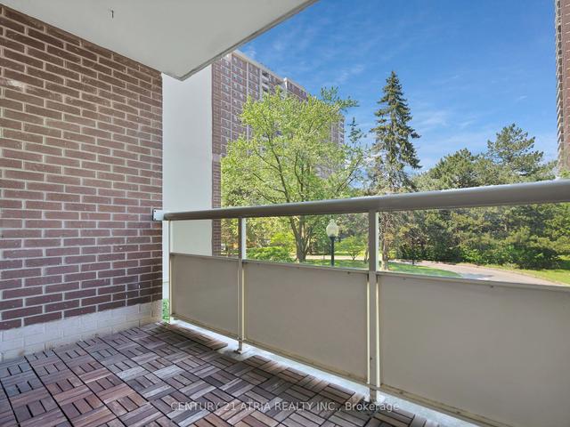 210 - 175 Hilda Ave, Condo with 3 bedrooms, 2 bathrooms and 1 parking in North York ON | Image 16