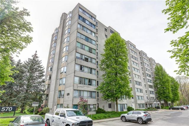 405 - 570 Proudfoot Lane, House attached with 2 bedrooms, 1 bathrooms and 1 parking in London ON | Image 29