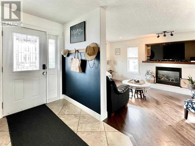 7402 91 St, House detached with 4 bedrooms, 2 bathrooms and 3 parking in Grande Prairie AB | Image 5