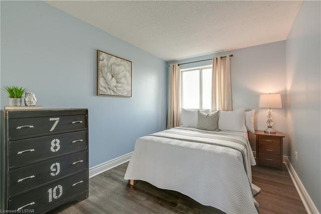 909 - 95 Base Line Rd W, House attached with 2 bedrooms, 2 bathrooms and 2 parking in London ON | Image 22