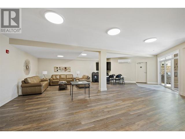 310 - 3865 Truswell Rd, Condo with 2 bedrooms, 2 bathrooms and 1 parking in Kelowna BC | Image 41