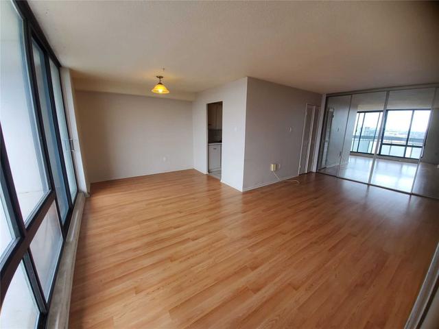 PH15 - 260 Seneca Hill Dr, Condo with 1 bedrooms, 1 bathrooms and 1 parking in North York ON | Image 5