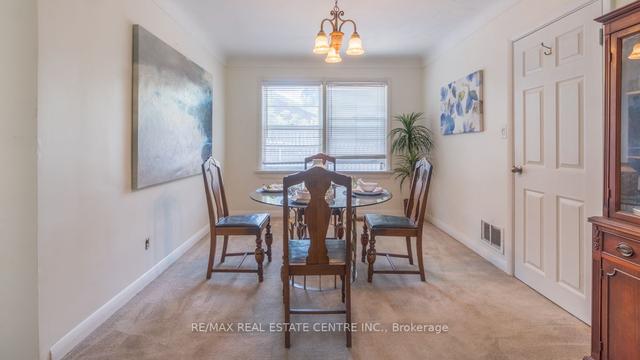 884 Eagle Dr, House detached with 3 bedrooms, 3 bathrooms and 3 parking in Burlington ON | Image 35