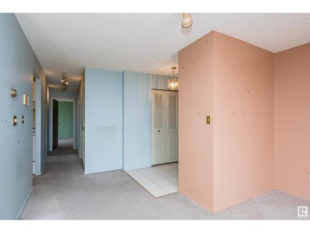 1001 - 9808 103 St Nw, Condo with 2 bedrooms, 2 bathrooms and 2 parking in Edmonton AB | Image 11