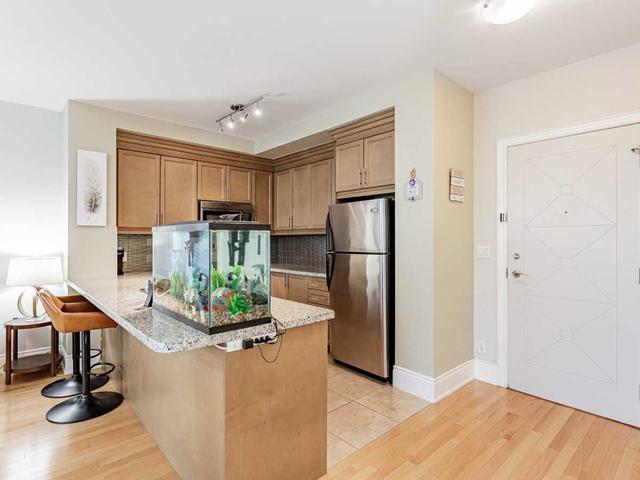 PH-206 - 18 Harding Blvd, Condo with 2 bedrooms, 2 bathrooms and 1 parking in Richmond Hill ON | Image 18