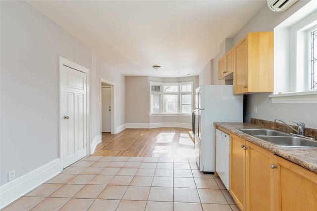 MAIN - 140 Hepbourne St, House detached with 1 bedrooms, 1 bathrooms and 1 parking in Toronto ON | Image 2