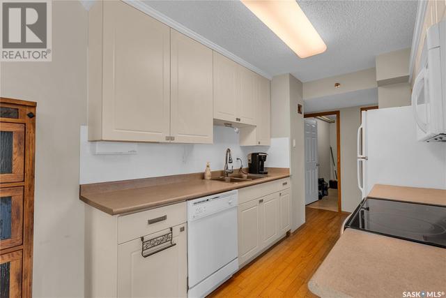 204 - 717 Victoria Ave, Condo with 2 bedrooms, 2 bathrooms and null parking in Saskatoon SK | Image 2