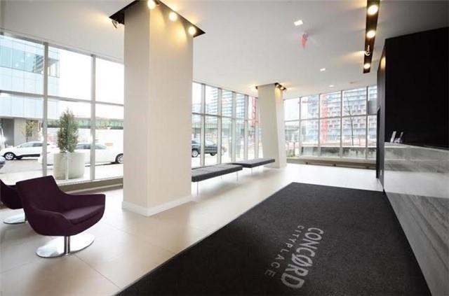 PH-19 - 1 Edgewater Dr, Condo with 2 bedrooms, 3 bathrooms and 1 parking in Toronto ON | Image 19