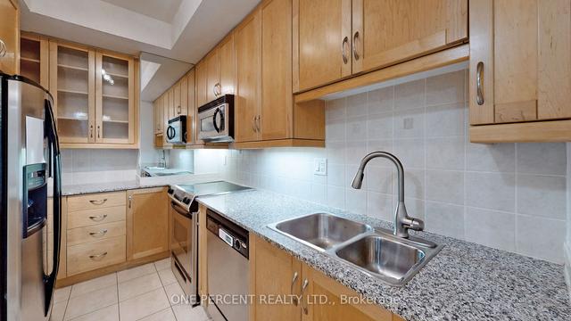 5 - 70 Byng Ave, Townhouse with 2 bedrooms, 3 bathrooms and 1 parking in Toronto ON | Image 5