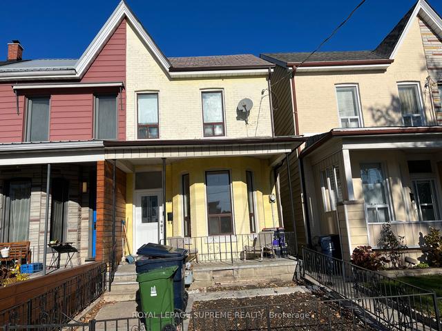 MAIN - 40 Gordon St, House semidetached with 2 bedrooms, 1 bathrooms and 0 parking in Toronto ON | Image 1