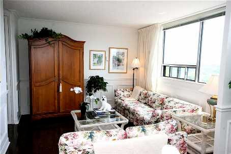 PH2002 - 914 Yonge St, Condo with 2 bedrooms, 1 bathrooms and 1 parking in Toronto ON | Image 4