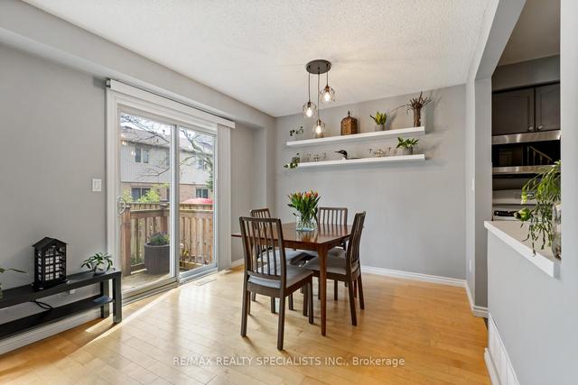 96 - 302 College Ave W, Townhouse with 3 bedrooms, 3 bathrooms and 2 parking in Guelph ON | Image 3