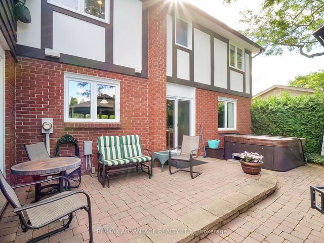 43 Dunsmoor Rd, House detached with 4 bedrooms, 3 bathrooms and 5 parking in London ON | Image 31
