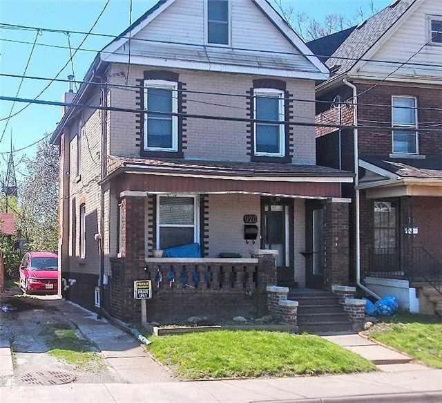 920 Burlington St E, House detached with 4 bedrooms, 2 bathrooms and 1 parking in Hamilton ON | Image 1