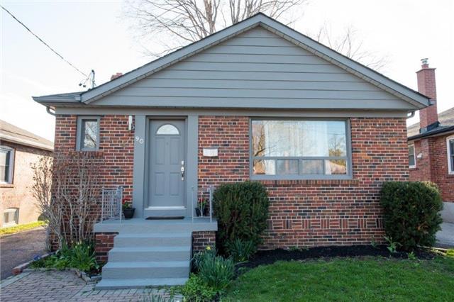 90 N Carson St, House detached with 3 bedrooms, 2 bathrooms and 3 parking in Etobicoke ON | Image 1