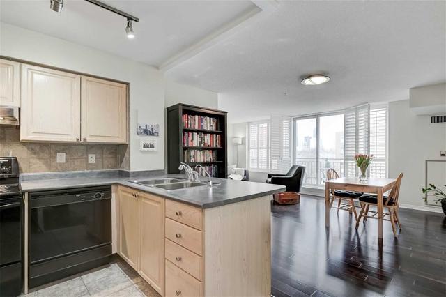 PH-14 - 300 Balliol St, Condo with 2 bedrooms, 2 bathrooms and 1 parking in Toronto ON | Image 10