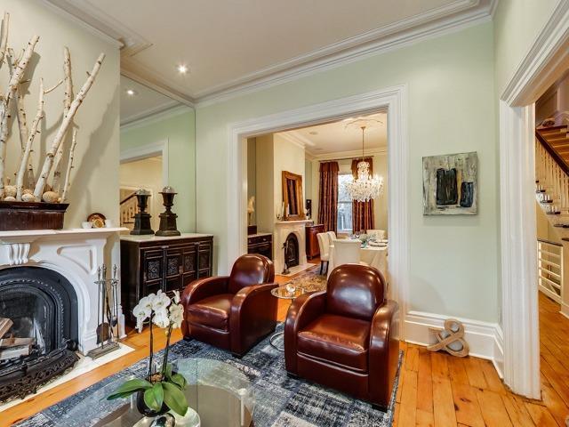 MAIN - 205 Seaton St, House semidetached with 4 bedrooms, 2 bathrooms and 1 parking in Toronto ON | Image 5