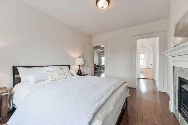 66 Westmount Ave, House detached with 3 bedrooms, 3 bathrooms and 2 parking in Toronto ON | Image 12