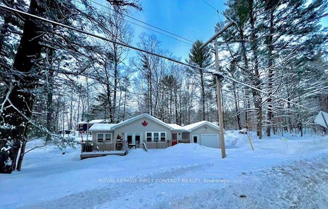 886 Muskoka Rd 10, House detached with 2 bedrooms, 1 bathrooms and 5 parking in Port Sydney ON | Image 5