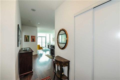 PH16 - 35 Brian Peck Cres, Condo with 2 bedrooms, 2 bathrooms and 1 parking in East York ON | Image 2