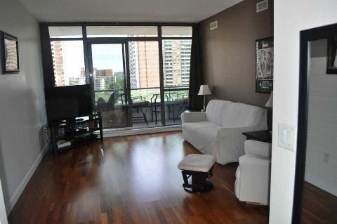 909 - 281 Mutual St, Condo with 1 bedrooms, 1 bathrooms and null parking in Toronto ON | Image 2